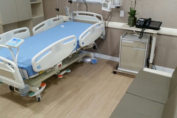 Habitación de hospitalización - Feria del Hospital 2015